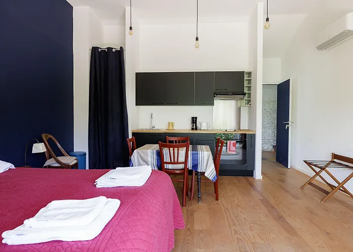 Guest house La Glaciere - Ostalaria Agricol 3*